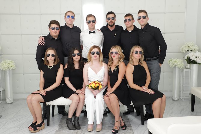 Las Vegas: Wedding at Paradise Wedding Chapel - Accessibility and language