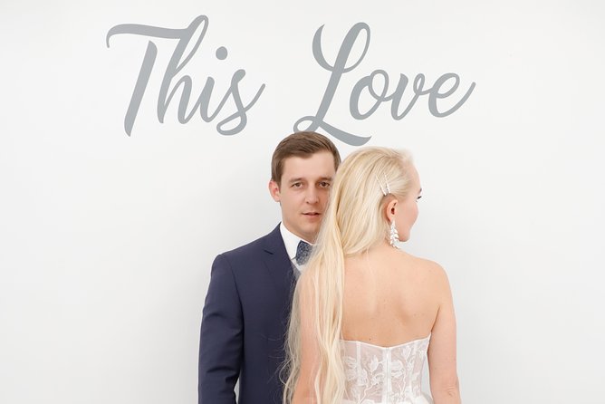 Las Vegas: Wedding at Paradise Wedding Chapel - Arriving with the right documents
