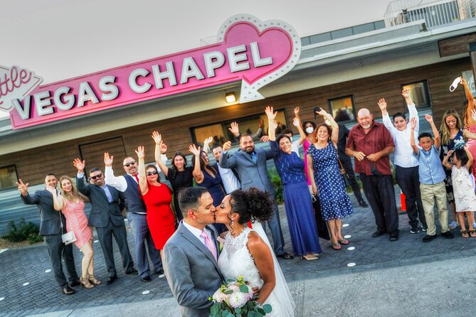 Las Vegas Wedding at The Little Vegas Chapel - Getting legally married in Nevada