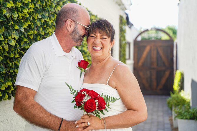 Las Vegas Wedding at The Little Vegas Chapel including Limousine Transportation - From your hotel to The Little Vegas Chapel