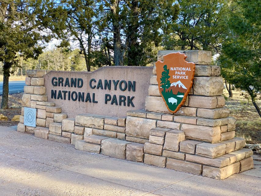 Las Vegas/Williams/Tusayan/Grand Canyon: One-Way Shuttle - Williams: Route 66 flavor and a useful rail-town stop
