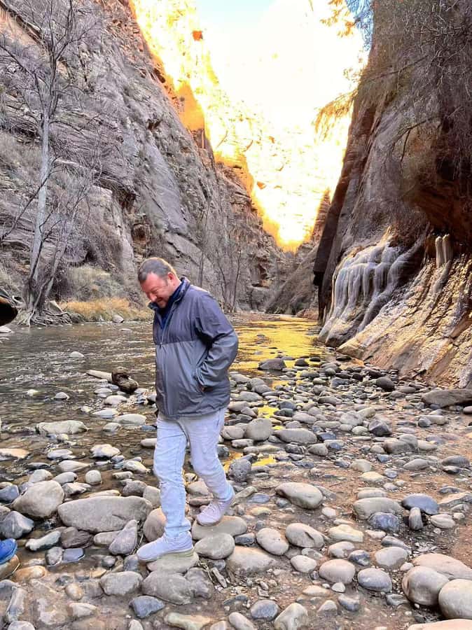 Las Vegas: Zion National Park Group Tour with Lunch - The 5:50 to 6:30 a.m. hotel pickup