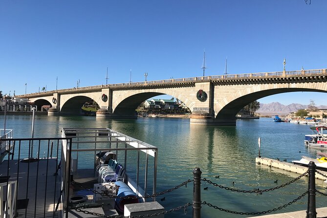 London Bridge and English Village Tour Small Group - What the bridge stop is really like