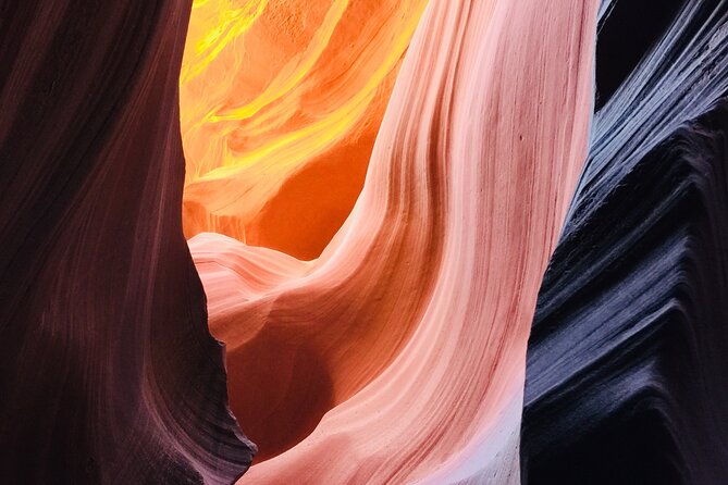 Lower Antelope and Horseshoe Bend Tour from Las Vegas - The long road to Page, Arizona