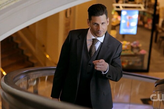 Mike Hammer Comedy Magic Show at the Four Queens Hotel - My booking advice