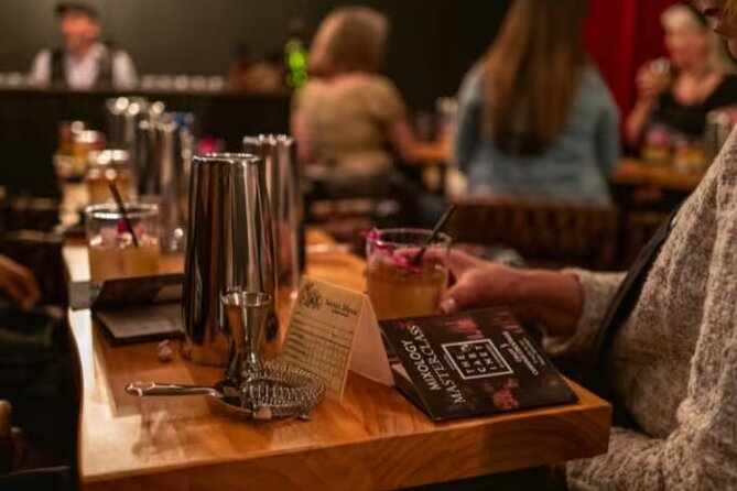 Mixology Masterclass at the Cabinet of Curiosities in Las Vegas - A cocktail class inside Horseshoe Las Vegas