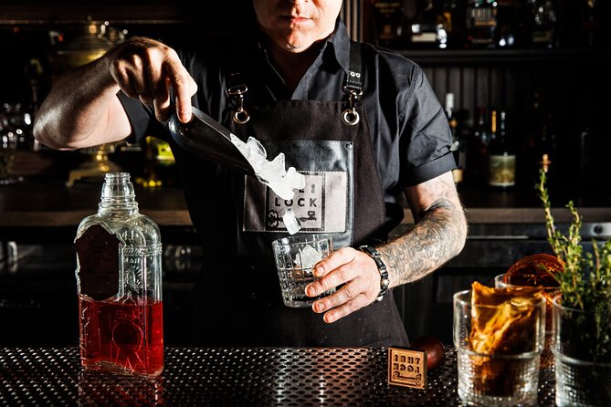 Mixology Masterclass at the Cabinet of Curiosities in Las Vegas - The group size, pace, and practical fit