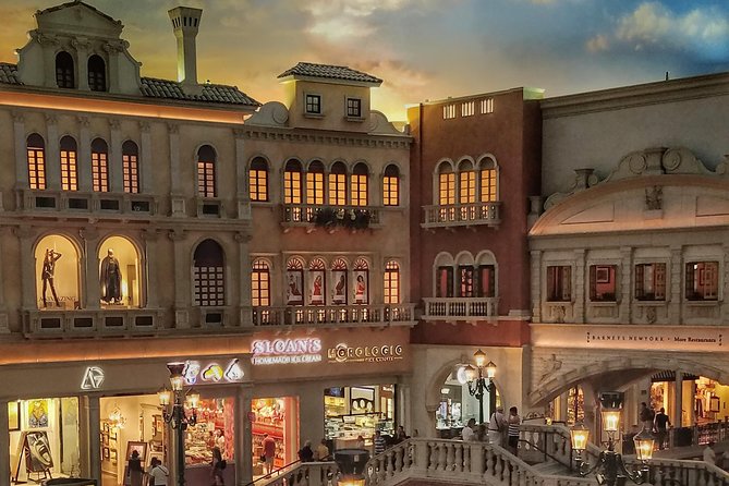 Must-See Spots Vegas Strip Walking Tour - Bellagio: flowers, water, art, and a famous chocolate fountain