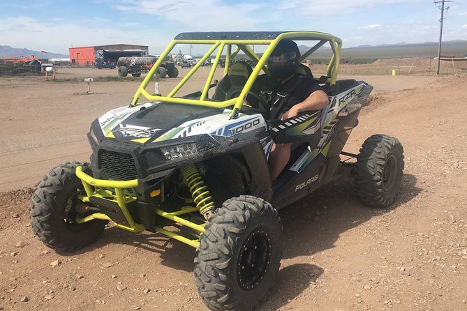 Off-Road Racing: 10 Laps - The monster truck limo ride
