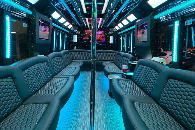 Open Bar Party Bus Nightclub Crawl in Las Vegas - What a $32 Las Vegas club crawl really buys you