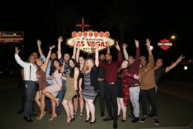 Open Bar Party Bus Nightclub Crawl in Las Vegas - Inside the party bus