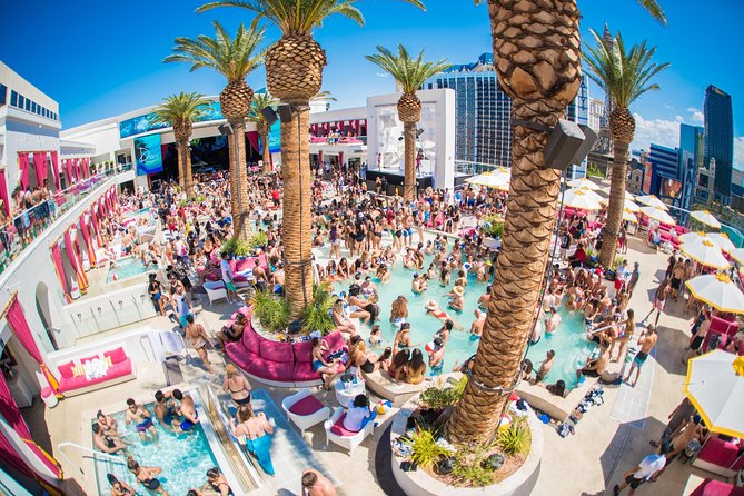 Party Bus Dayclub Crawl - How the four-hour Strip crawl works