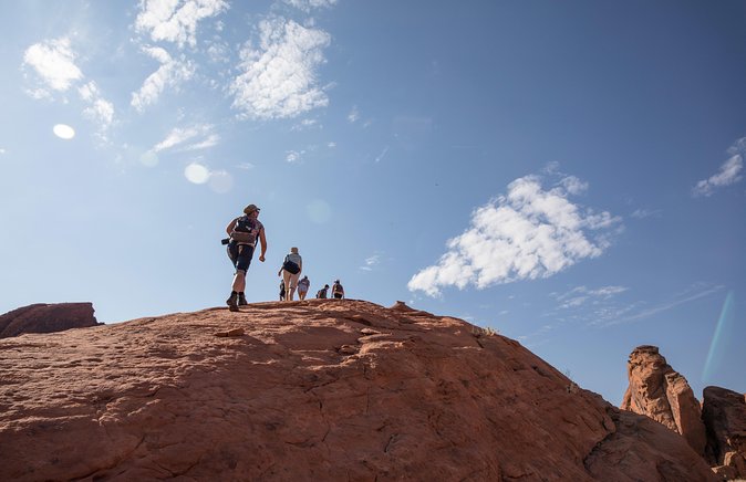 Photographer's Dream: Valley of Fire Hiking Tour - Key points at a glance