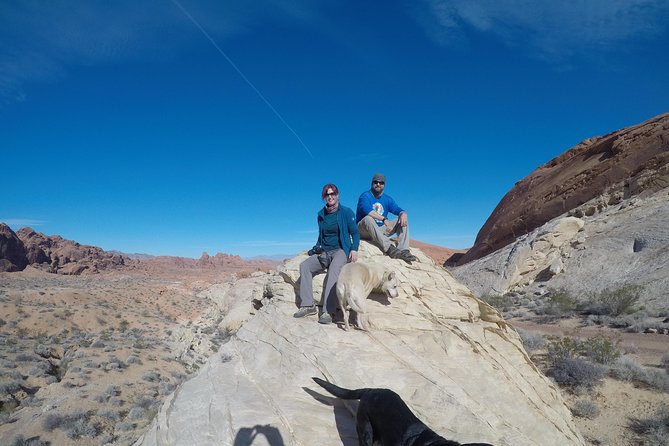 Photographer's Dream: Valley of Fire Hiking Tour - Weather, clothing, and trail comfort
