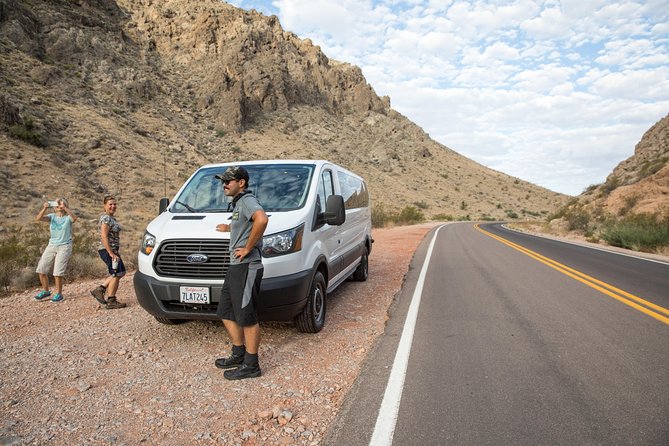 Photographer's Dream: Valley of Fire Hiking Tour - The 1.1-mile White Domes Trail