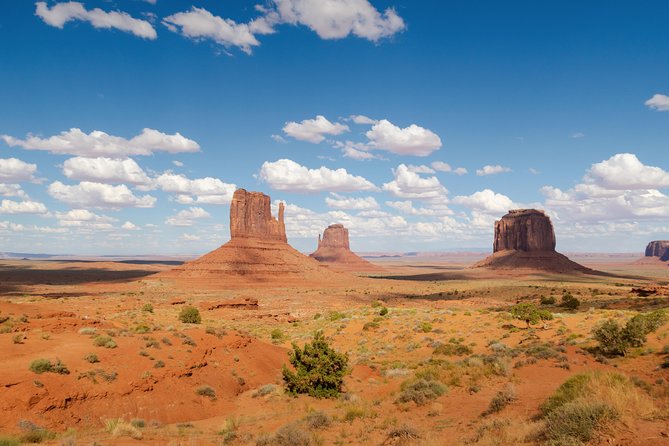 PREMIUM 3-Day Winter Grand Canyon, Monument Valley and Zion Tour - Day 3: Lake Powell and Zion’s sandstone walls
