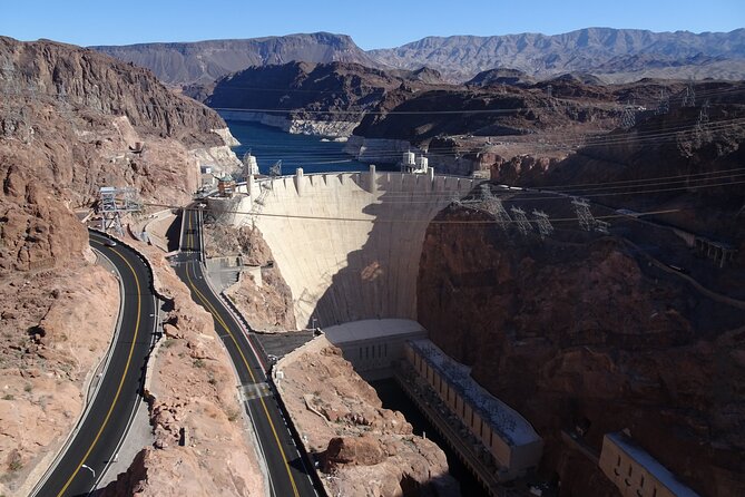 Private Hoover Dam and Valley of Fire Combo Tour with Brunch - Petroglyphs and the Beehives
