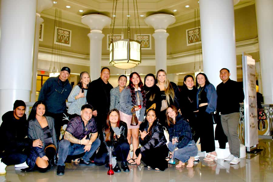 Private Limo 2.5hr Tour of Vegas with Champagne - The limousine setup and group value