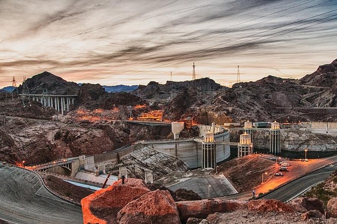 Private roundtrip from Las Vegas to Hoover Dam by SUV - 3.5 hrs - What this Las Vegas to Hoover Dam trip is really like