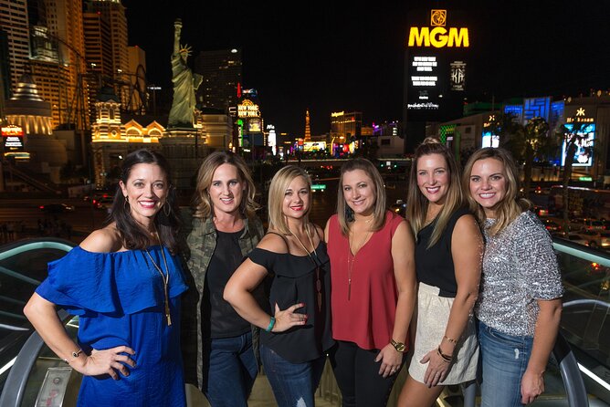 Private Strip Walking Tour with Professional Photographer - Meeting at your hotel and choosing the setting