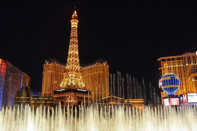 Private Transfer: Las Vegas to LAS Airport by Luxury SUV or Limousine up to 8 p - How much value do you get for $114.96 per person?