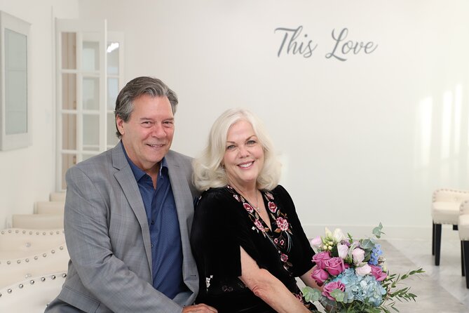 Quickie Las Vegas Wedding at Paradise Wedding Chapel - The staff make the short visit feel less mechanical
