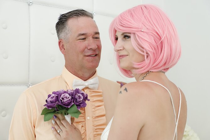 Quickie Las Vegas Wedding at Paradise Wedding Chapel - Witnesses, companions, and the small-party limit
