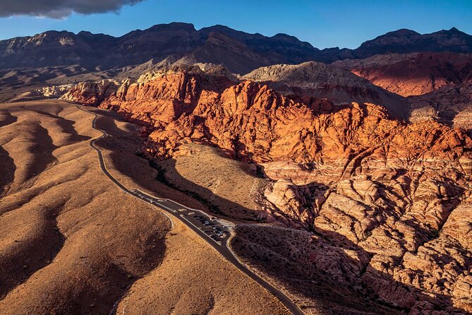 Red Rock Canyon Helicopter Tour with Landing and Champagne Toast - Getting to the terminal and preparing properly