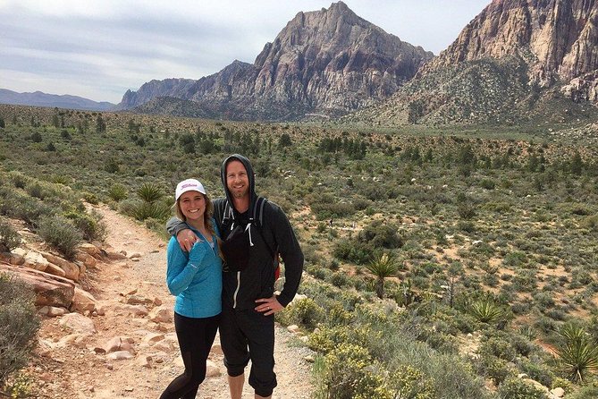 Red Rock Canyon Hike with Transport from Las Vegas - What the guides add to the walk