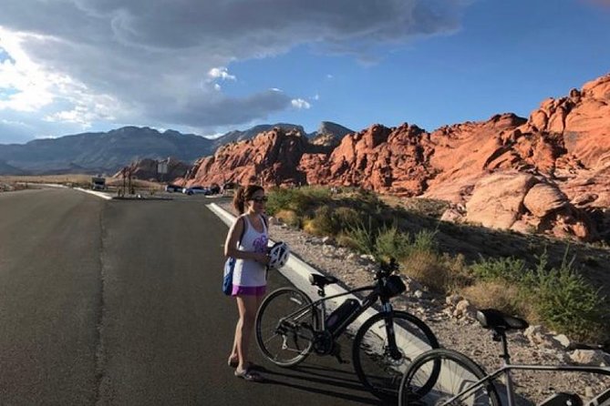Red Rock Canyon Self-Guided Electric Bike Tour - The approach road and first miles