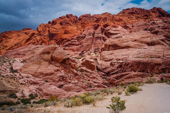 Red Rock Canyon Tour Self-Guided Drive Experience - Save the best overlook and Red Spring for a final pause