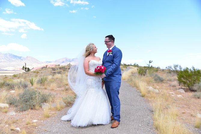 Red Rock Canyon Wedding by Private Limousine - Key points at a glance