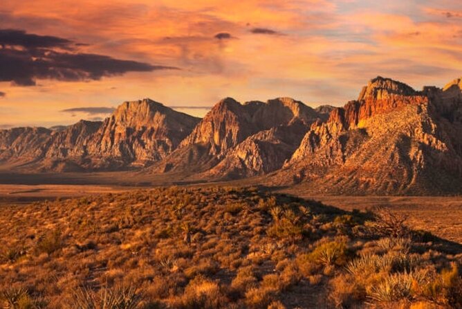 Redrock Hikes Come See Our South West Historic Beauty - Trails, petroglyphs, and desert details
