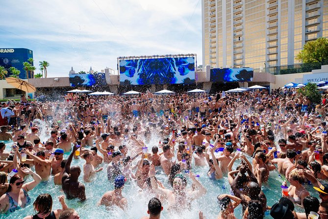 Rockstar Pool Party Crawl w/ VIP Entry & Party Bus Ride - Hosts can make or break the afternoon