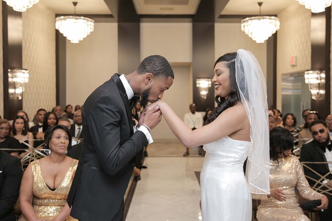Romantic Las Vegas Wedding Package - What the $720 Las Vegas wedding package really covers