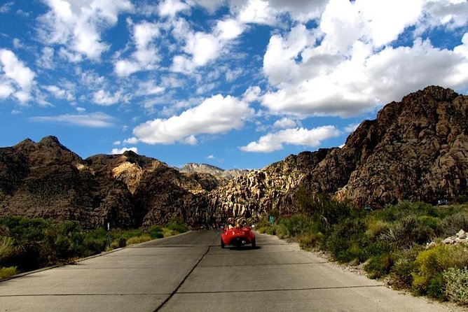 Scooter Car Tour of Red Rock Canyon with Transport from Las Vegas - Practical packing advice for the open-air ride