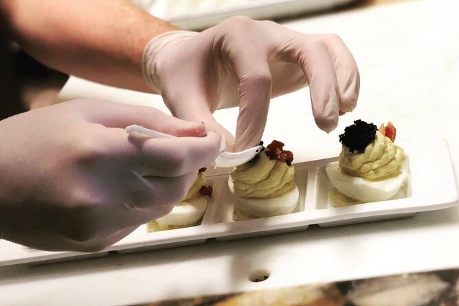 Self-Guided Private Foodie Tour in Downtown Las Vegas - Finishing at 7th & Carson