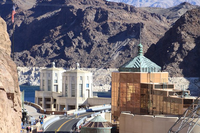 Small Group Hoover Dam, Lake Mead and Boulder City Tour - Boulder City gives the drive a human story