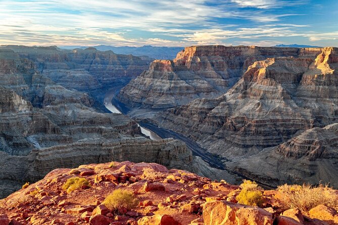 Small Group Late Departure Grand Canyon Tour - The Pat Tillman Memorial Bridge and Hoover Dam