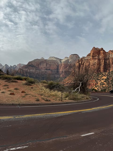 Small Group Tour Zion Bryce Canyon National from Las Vegas - Lunch is short and paid separately
