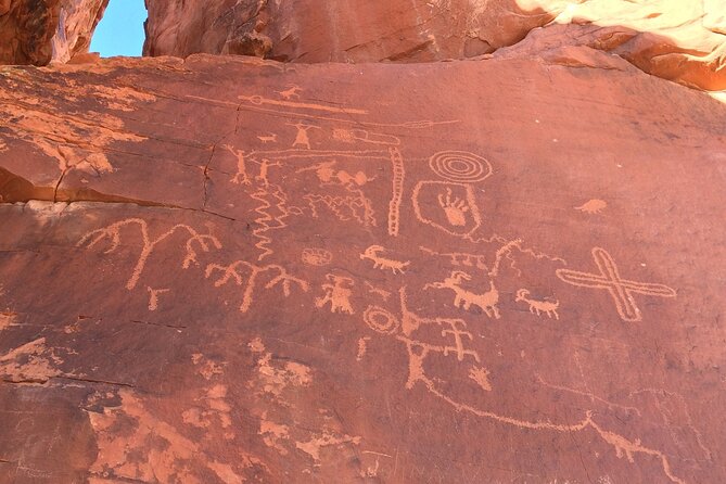 Small Group: Valley of Fire Half Day Tour from Las Vegas - Atlatl Rock, where scenery meets ancient human history