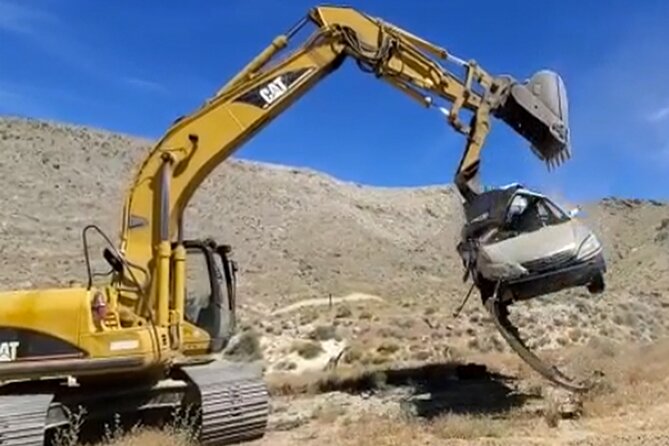 Smash and Grab at Adrenaline Mountain - Crushing Scrap Cars With a 42-Inch Excavator