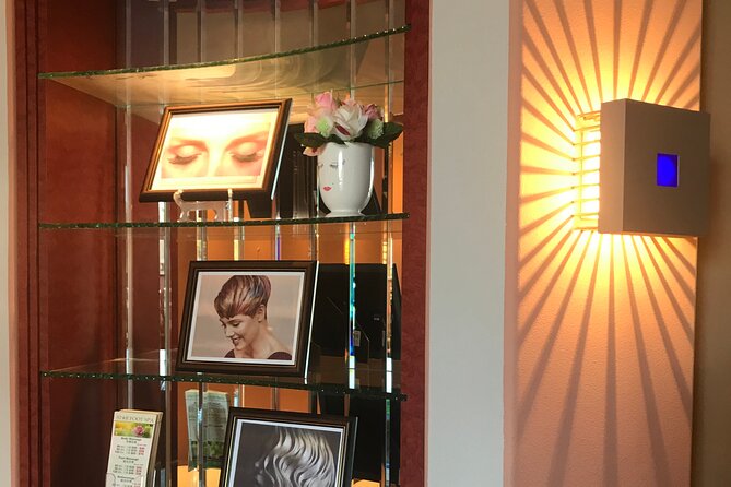 Spa Service: Hot Stone Body Massage with Private Sauna - What the $82 price really buys you
