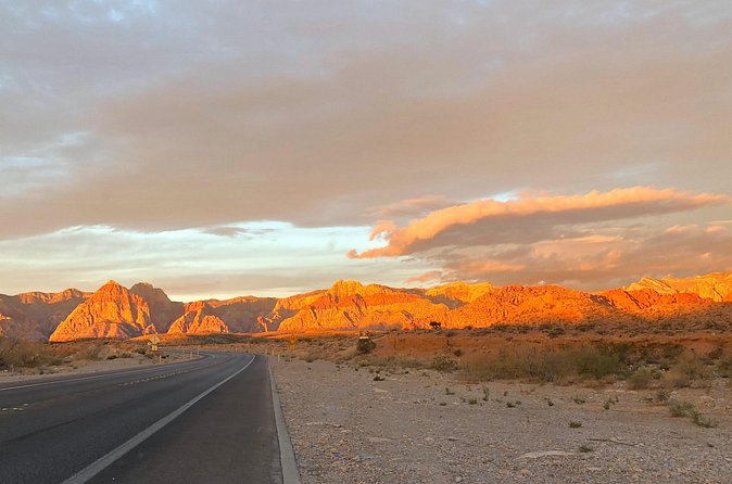 Sunrise Red Rock Canyon Self-Guided Electric Bike Tour with Hotel Pick-up - Pine Creek Canyon Trail and the quieter middle section