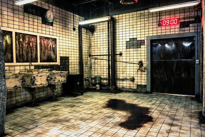 The Official SAW Escape Room in Las Vegas - The fear factor is not a small detail