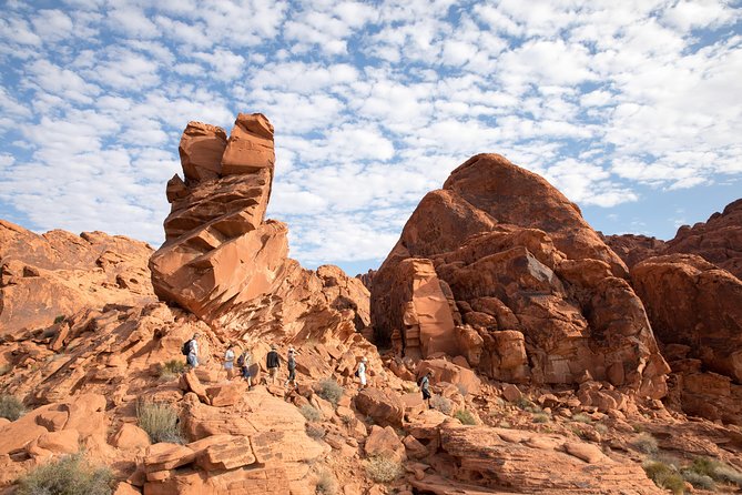 Valley of Fire Guided Hike from Las Vegas - The Guide Makes the Difference