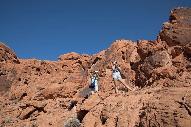 Valley of Fire Guided Hike from Las Vegas - Packing for Desert Trails