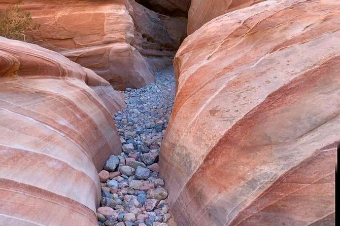 Valley of Fire/ Mojave Desert VIP Small Group Tour From Las Vegas - The ride from Las Vegas in a small van