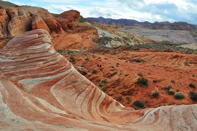 Valley of Fire State Park Day Tour from Las Vegas - The guides can make or break the morning