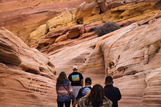 Valley of Fire Sunset Tour from Las Vegas - Guides Who Add More Than Directions